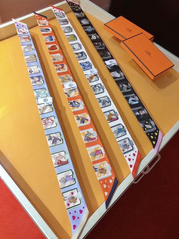 Hermes silk ribbon 5X86cm E0509176